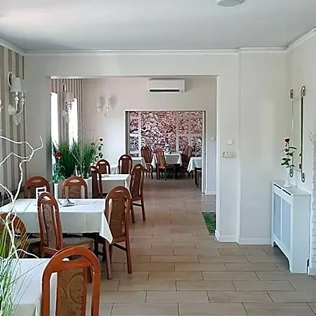 Couette-café Restauracja I Pod Sikorka