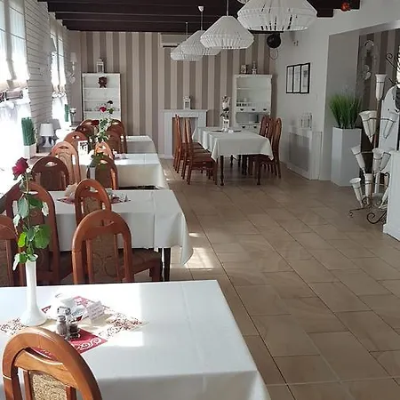 Couette-café Restauracja I Pod Sikorka *